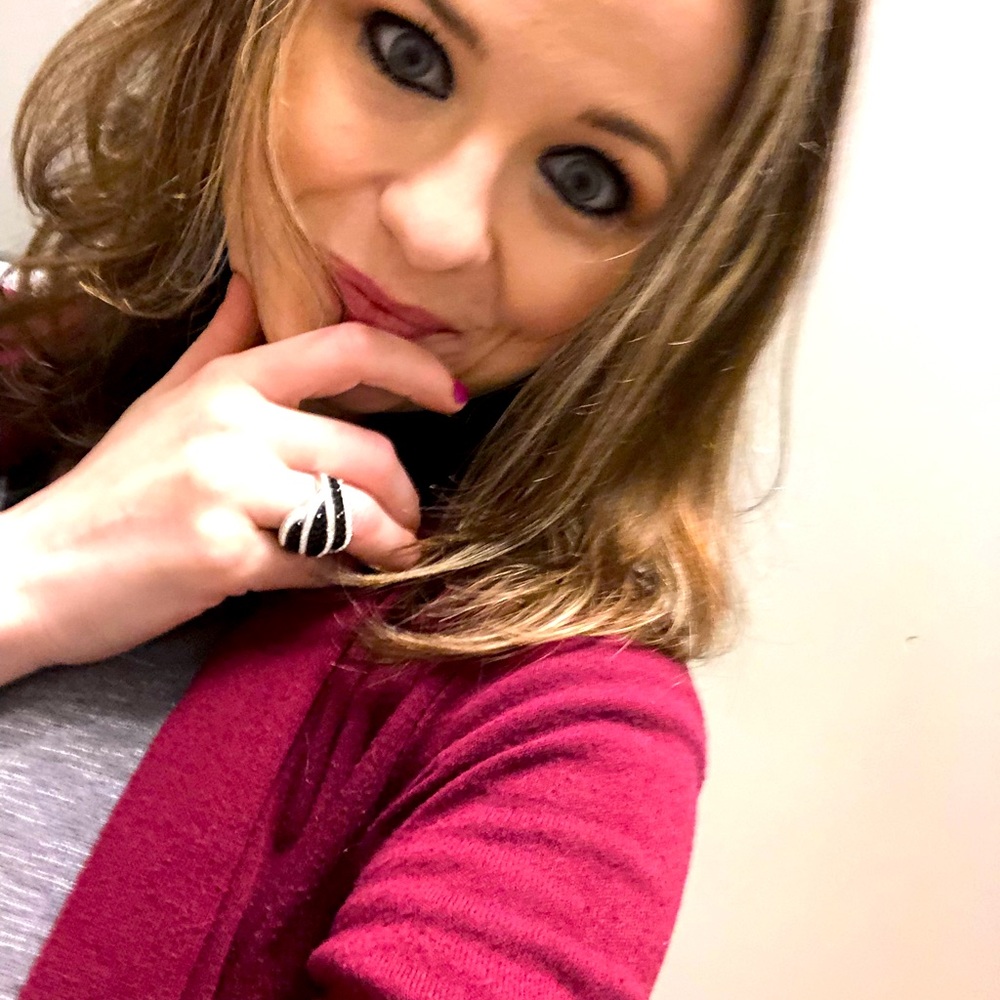 Meet your Posher, Danielle